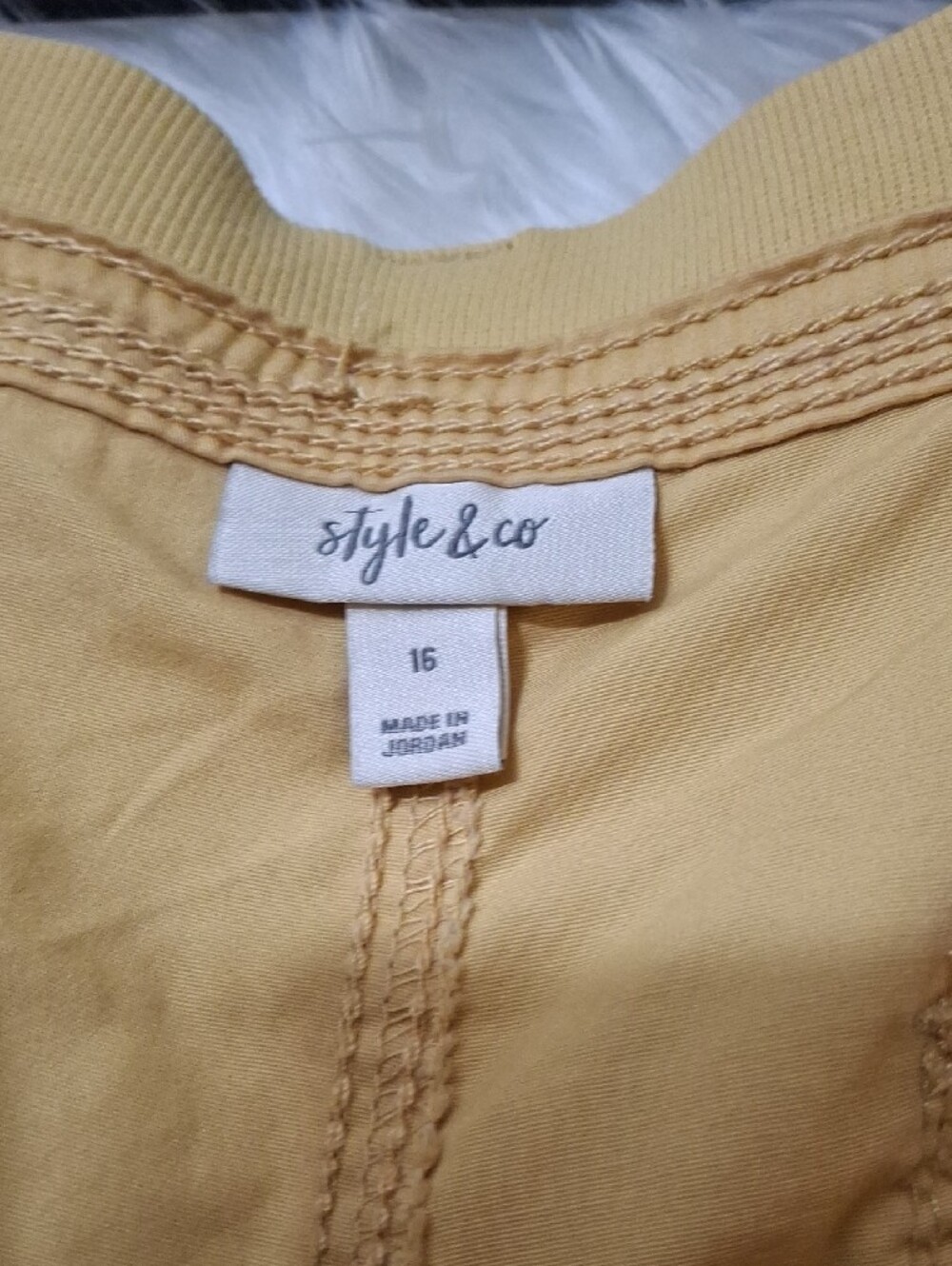 Style & Co. LadiesCargo Capris in Mustard - Picture 2 of 2